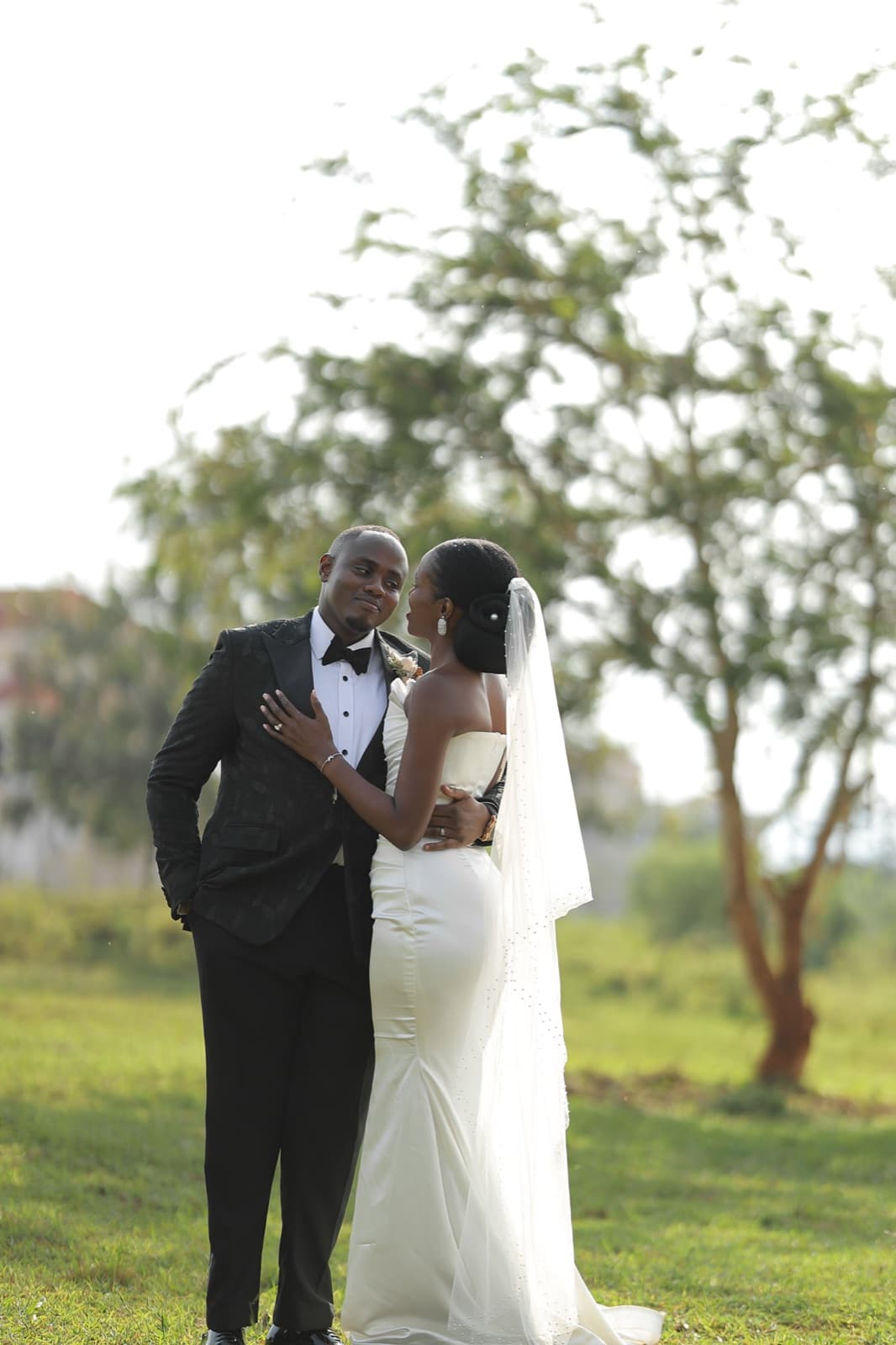 Colorful Chandelier Reception — photo 30