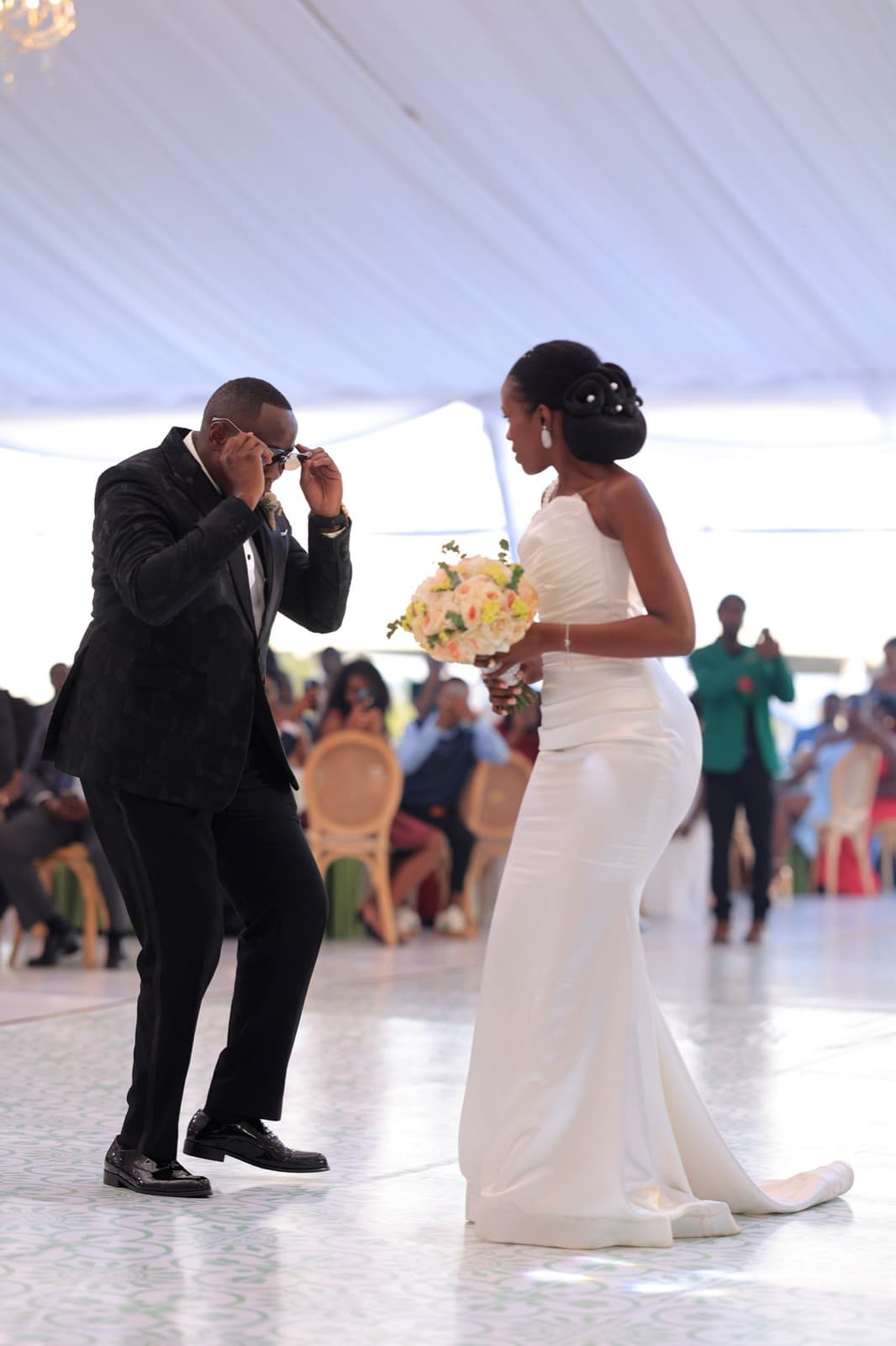 Colorful Chandelier Reception — photo 26